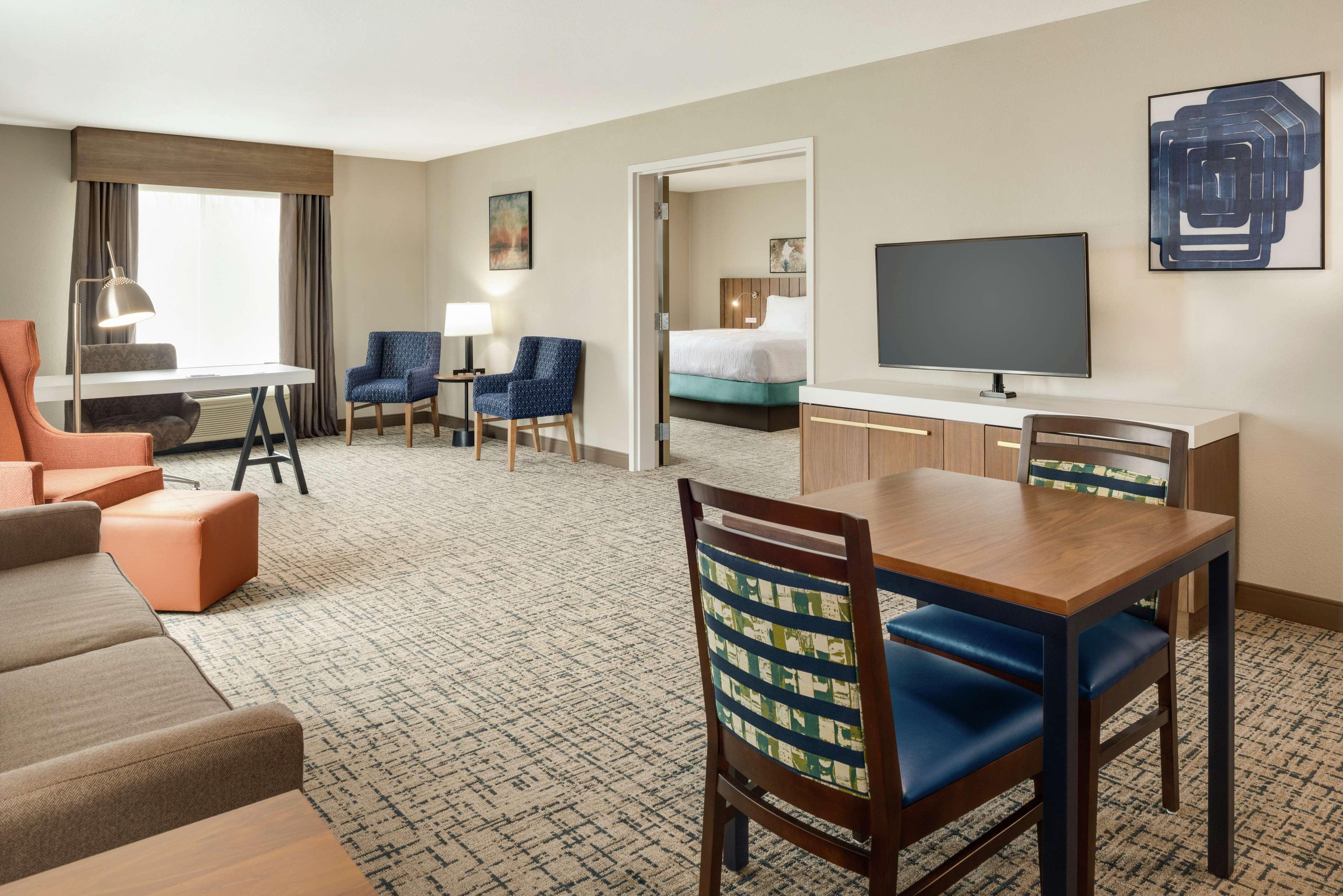 Hilton Garden Inn Dubuque Downtown Экстерьер фото