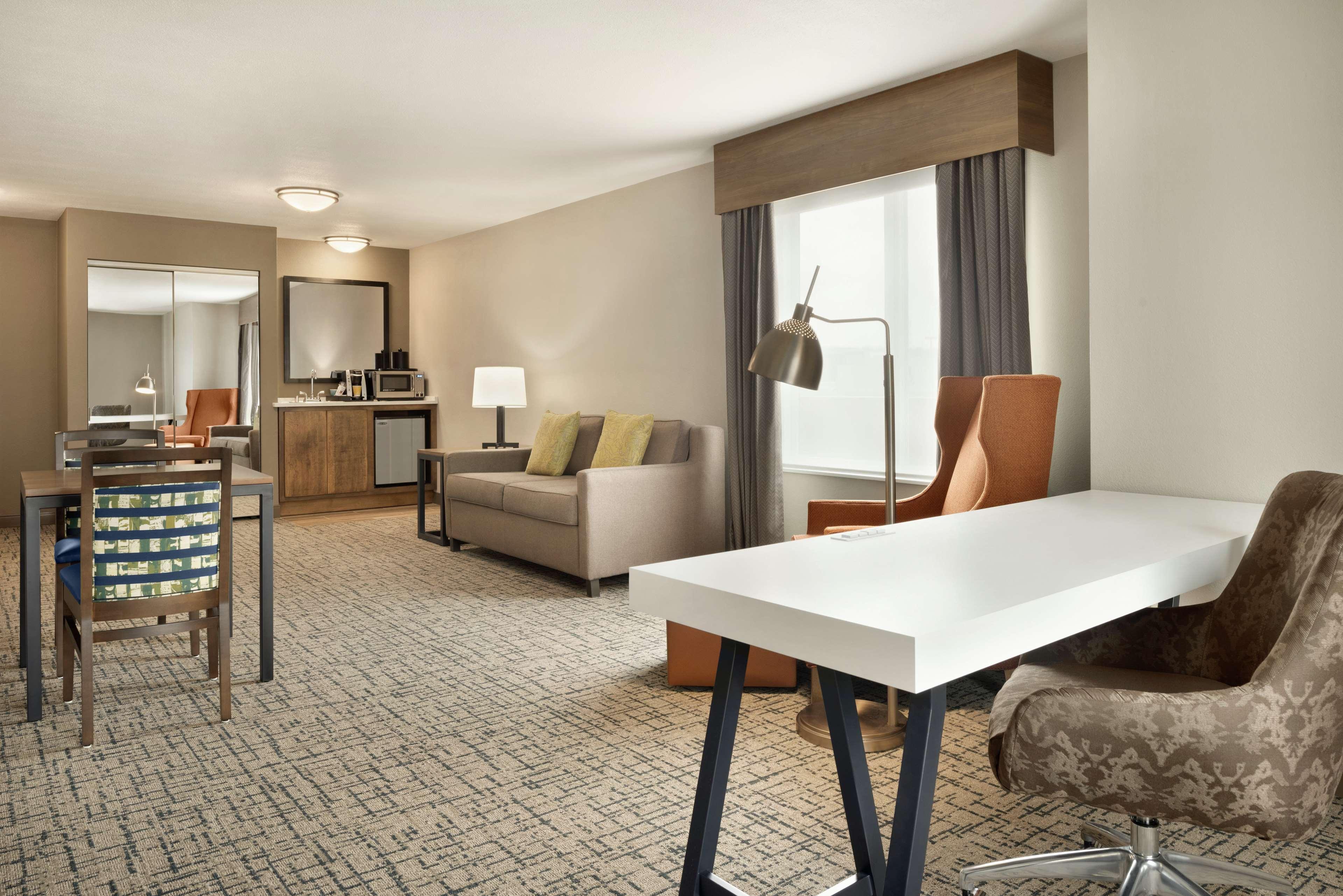 Hilton Garden Inn Dubuque Downtown Экстерьер фото