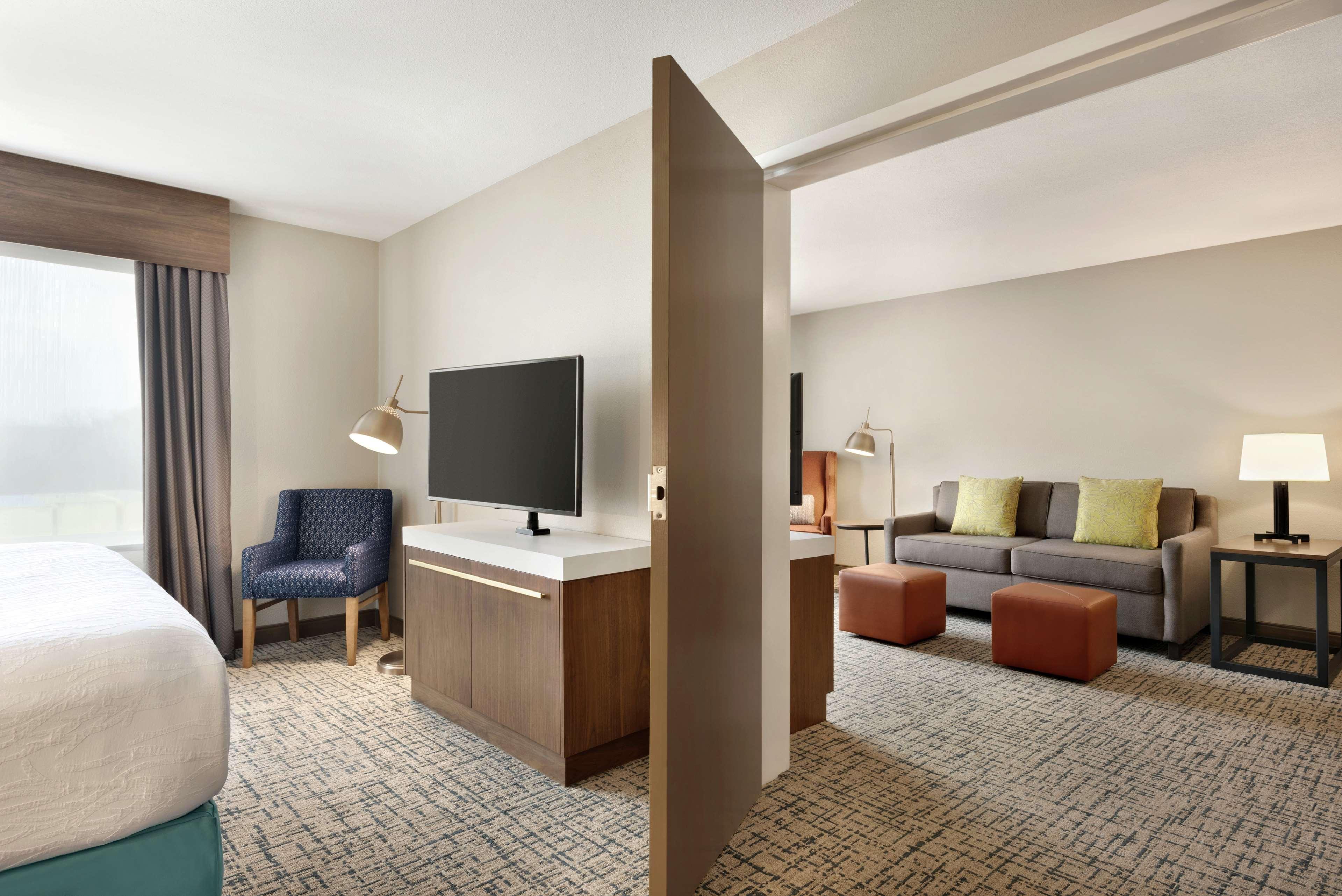 Hilton Garden Inn Dubuque Downtown Экстерьер фото