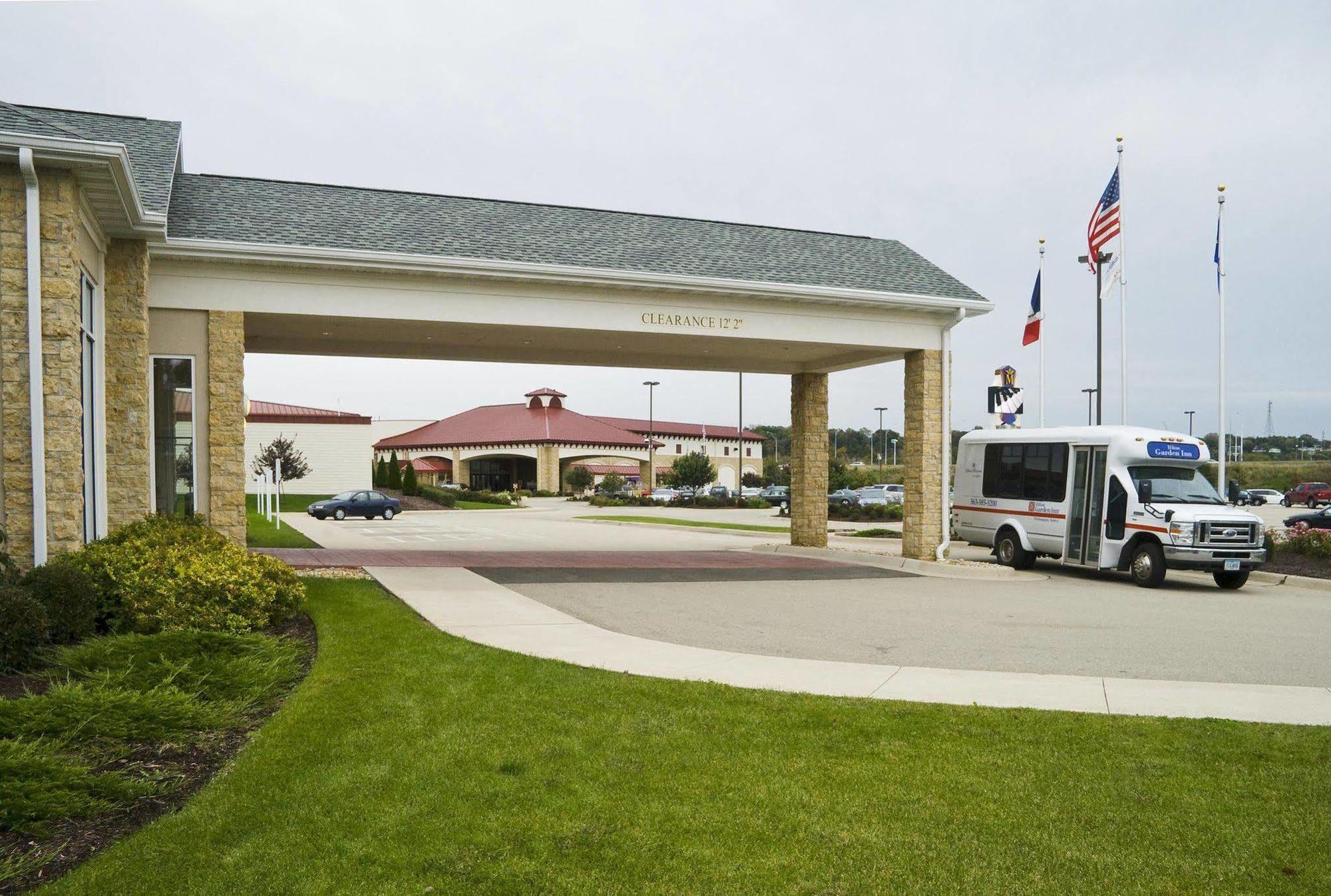 Hilton Garden Inn Dubuque Downtown Экстерьер фото