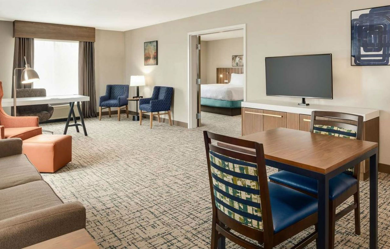 Hilton Garden Inn Dubuque Downtown Экстерьер фото